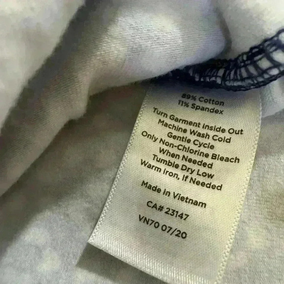 T by Talbots EVERYDAY YOGA JACKET - GEO FLORAL - Size Small Petite - Picture 4 of 5